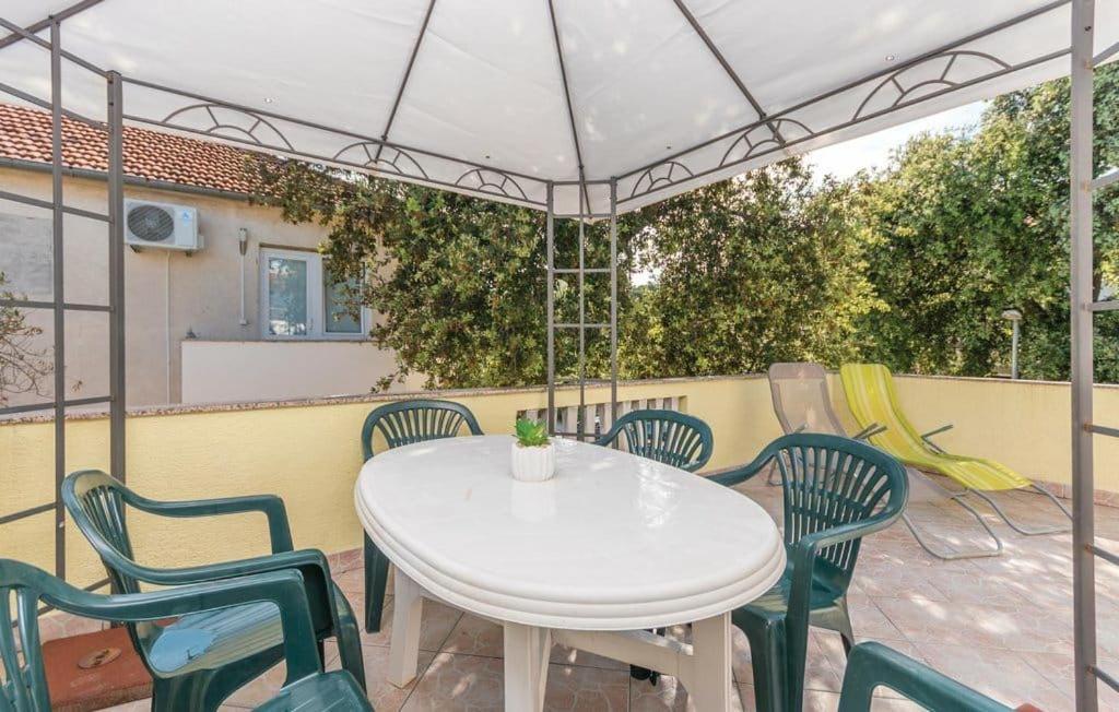 Apartmani Andrija Pakoštane Exteriér fotografie